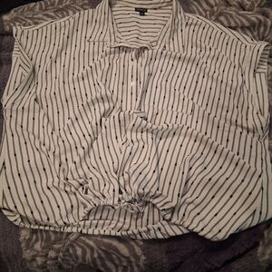torrid White and Black Striped Button-Down Short-Sleeve Shirt
